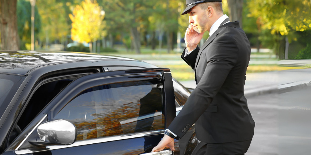 Why Chauffeur Service in Melbourne Beats Taxis and Rideshares Every Time